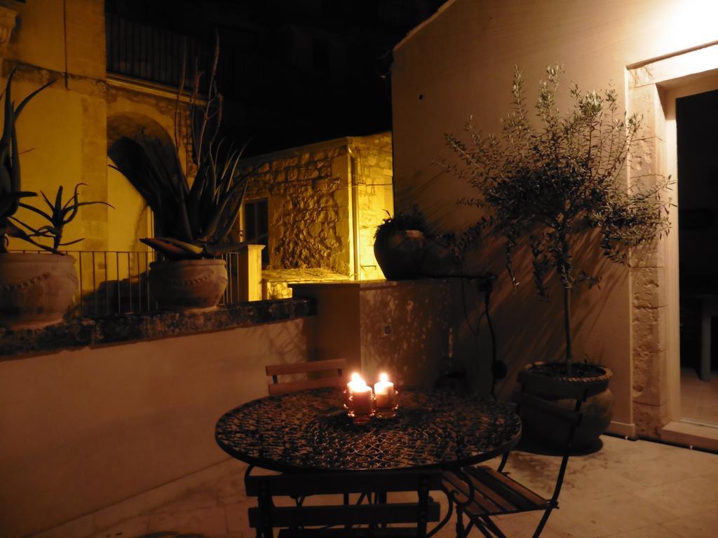 Palazzo Degli Olivi Apartment Modica Exterior photo